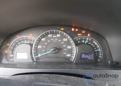 2013 Toyota Camry Le z USA, uszkodzony, nr VIN 4T1BF1FK0DU653640